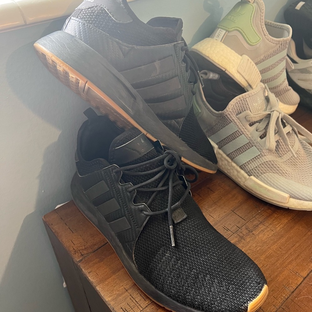 Adidas swift run black size 9.5
